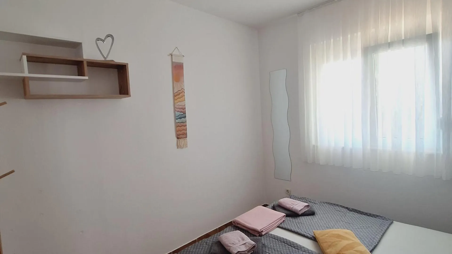 Πανσιόν Apartman Laura Vir Κροατία