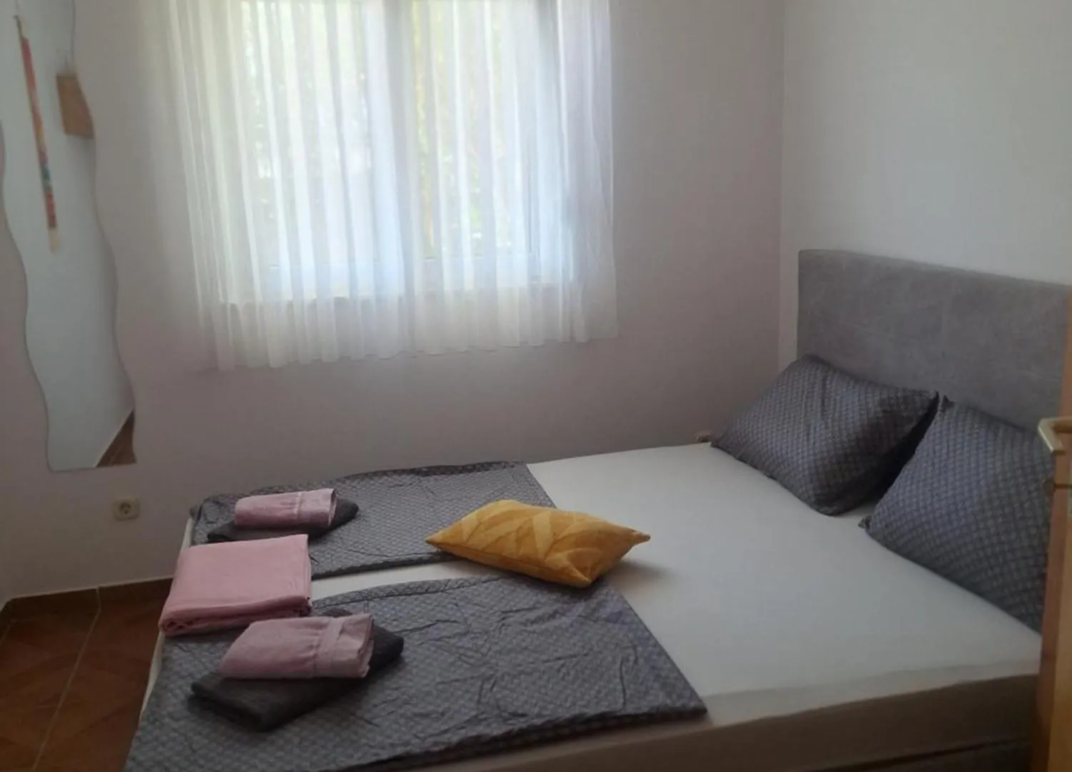 Apartman Laura Vir